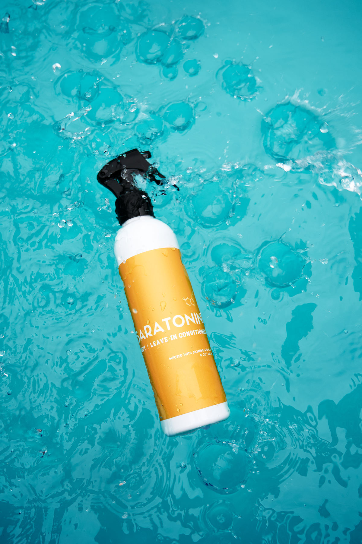 Soft leave in conditioner and heat protector